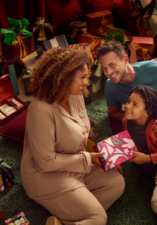 Cofre Regalo Mediano de Rosa Británica