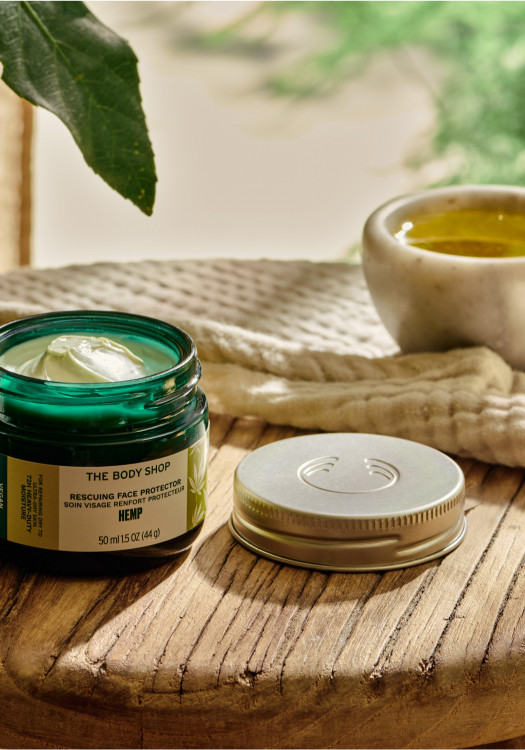 Protector facial cáñamo 50 ml