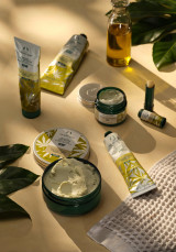 Crema protectora de pies de cáñamo 100 ml Crema protectora de pies de cáñamo 100 ml