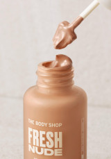 Base de maquillaje Fresh Nude Foundation 30 ml