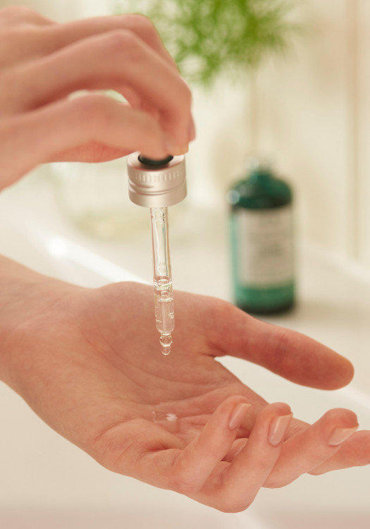 Solución Diaria Anti-imperfecciones de Árbol de Té 50 ml Solución Diaria Anti-imperfecciones de Árbol de Té 50 ml