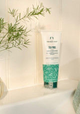 Árbol de Té 3-en-1 Limpia, Exfolia y Mascarilla 125 ml Árbol de Té 3-en-1 Limpia, Exfolia y Mascarilla 125 ml