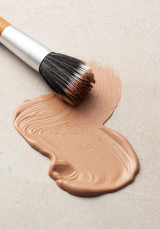 Base de maquillaje Fresh Nude Foundation 30 ml