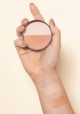 Coconut Bronze Glistening Glow Powder 9 g