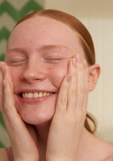 Solución Diaria Anti-imperfecciones de Árbol de Té 50 ml Solución Diaria Anti-imperfecciones de Árbol de Té 50 ml