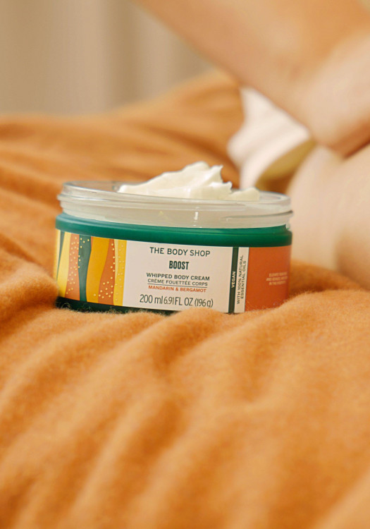 Crema corporal Boost  Mandarina y Bergamota 200 ml Crema corporal Boost  Mandarina y Bergamota 200 ml