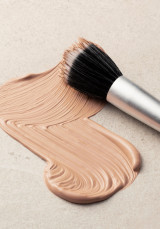 Base de maquillaje Fresh Nude Foundation 30 ml