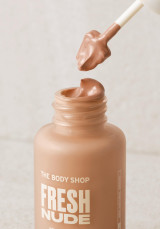 Base de maquillaje Fresh Nude Foundation 30 ml