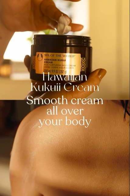 Un capricho de lujo de pies a cabeza ✨ La espuma del Tahitian Tiaré Wash, la caricia de la Crema de Kukui y el toque dorado del Monoi Radiance Oil… y de repente tu baño se siente como un spa