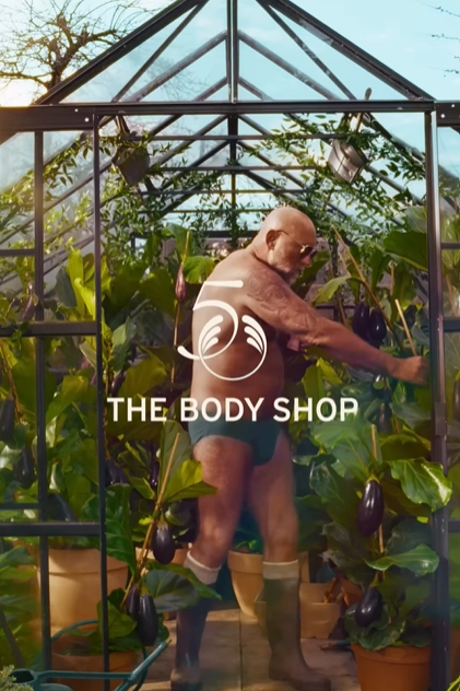 La belleza también es encontrar tu espacio, expresarte a tu manera y sentirte bien siendo tú✨ Rebellious by Nature since 1976 💚