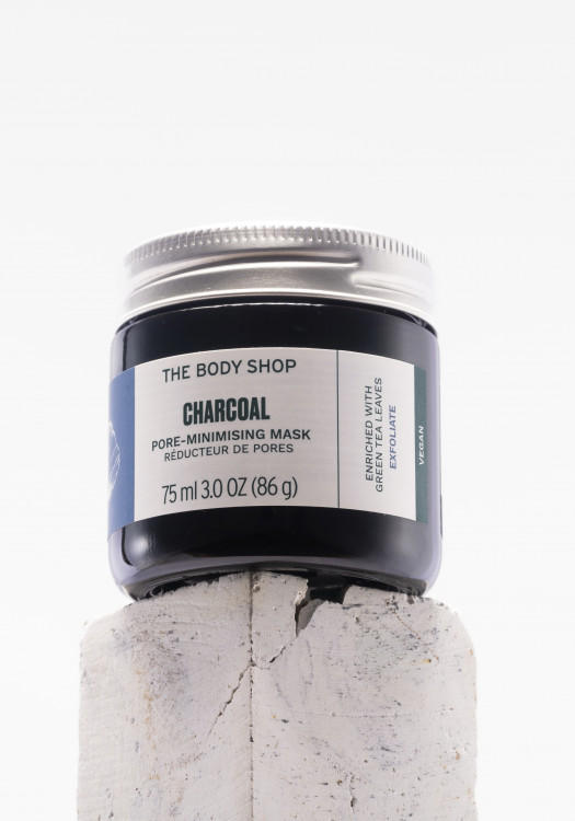 Mascarilla Reductora de Poros de Carbón del Himalaya