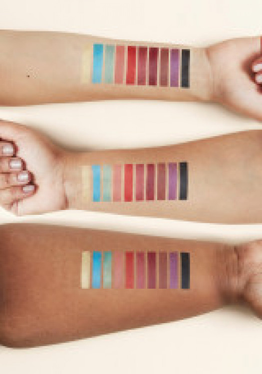 Freestyle Multi-Tasking Crayons 4.2g Freestyle Multi-Tasking Crayons 4.2g